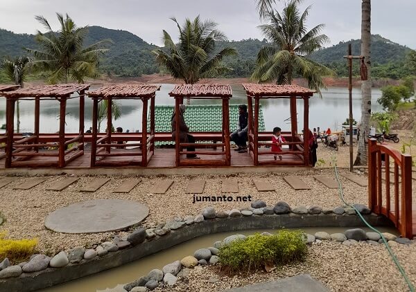 Lanakila Lake Pringsewu Lampung Lokasi, Tiket Masuk, Wahana